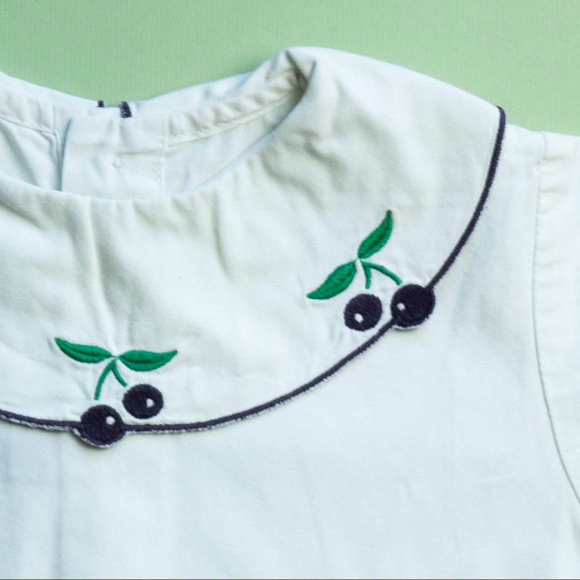 BLOUSE CHERRY COLLAR Size 74